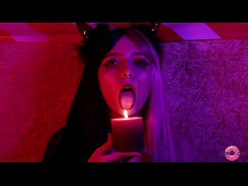 ❤️ Strastveno pušenje od seksi sukubusa s ispunjenim ustima ❤❌ Porno video kod nas